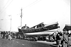 The-Cyril-Lilian-Bishop-c1954